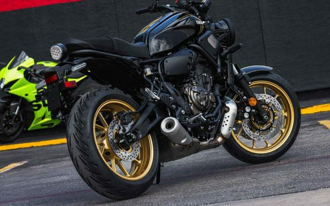 2026 Yamaha XSR 700
