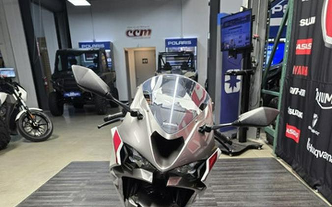 2025 Kawasaki Ninja ZX-6R ABS