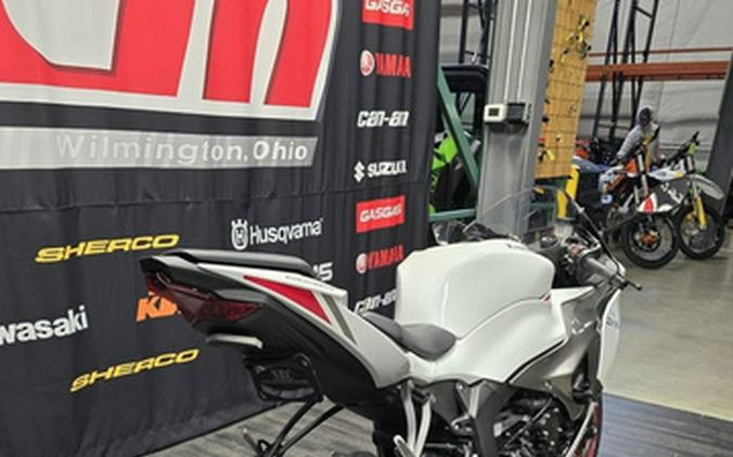 2025 Kawasaki Ninja ZX-6R ABS