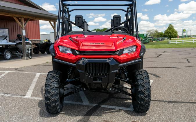 2024 Honda Pioneer 1000-6 Crew Deluxe - AVENGER RED