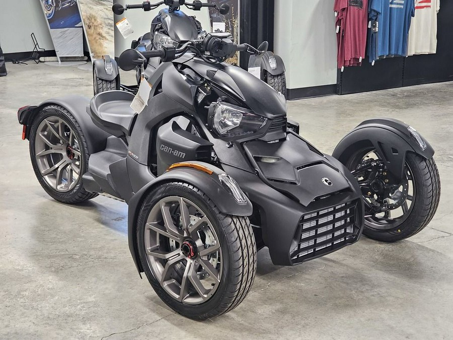 2023 Can-Am™ Ryker 900 ACET