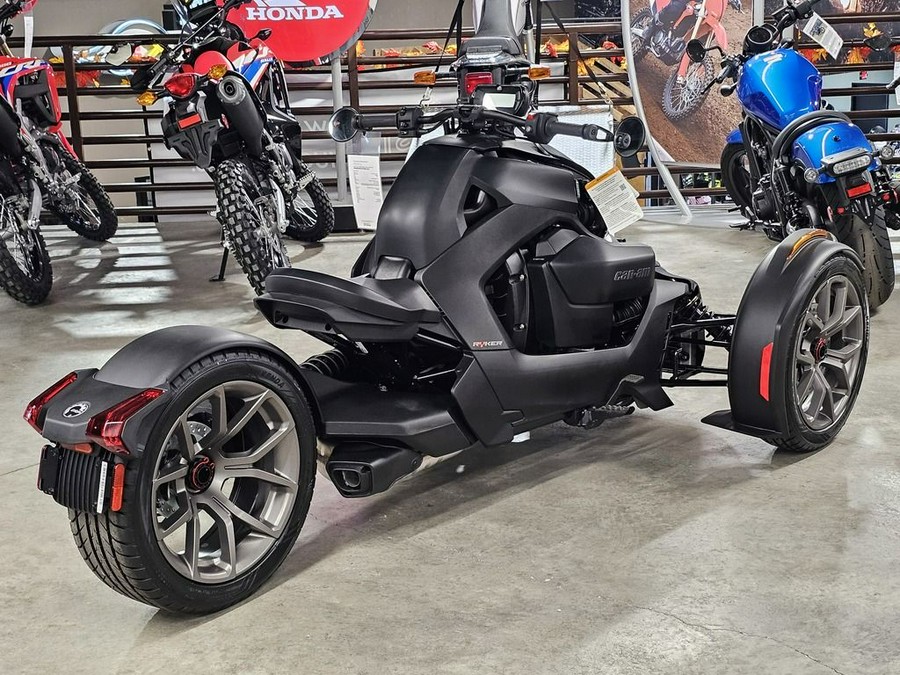 2023 Can-Am™ Ryker 900 ACET