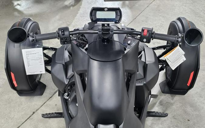 2023 Can-Am™ Ryker 900 ACET