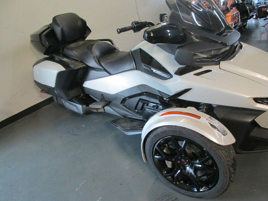 2021 Can-Am® Spyder® RT Limited Dark