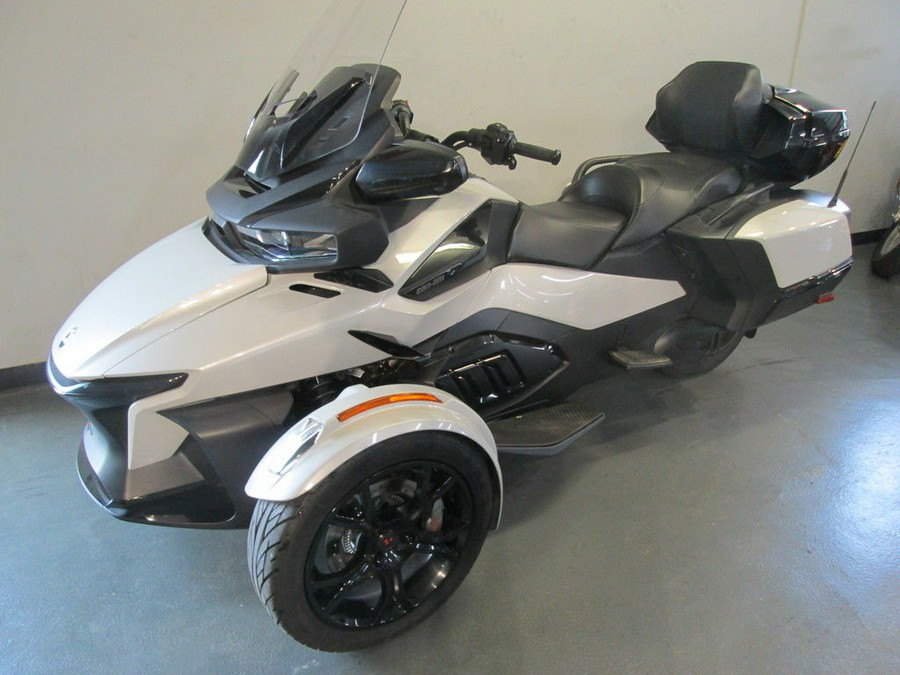 2021 Can-Am® Spyder® RT Limited Dark