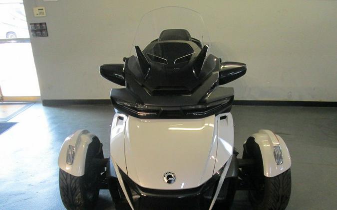 2021 Can-Am® Spyder® RT Limited Dark