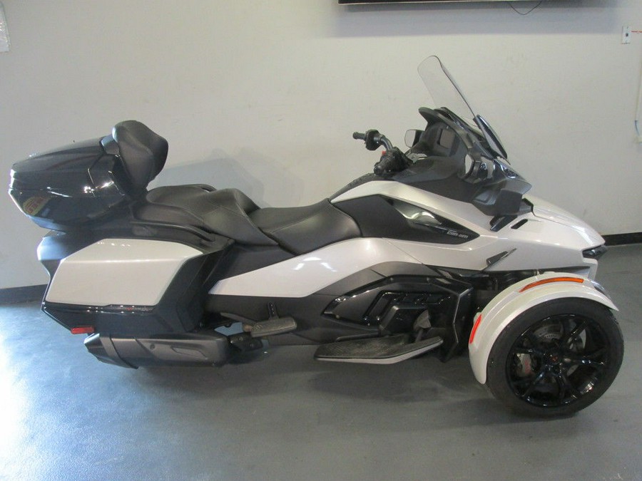 2021 Can-Am® Spyder® RT Limited Dark