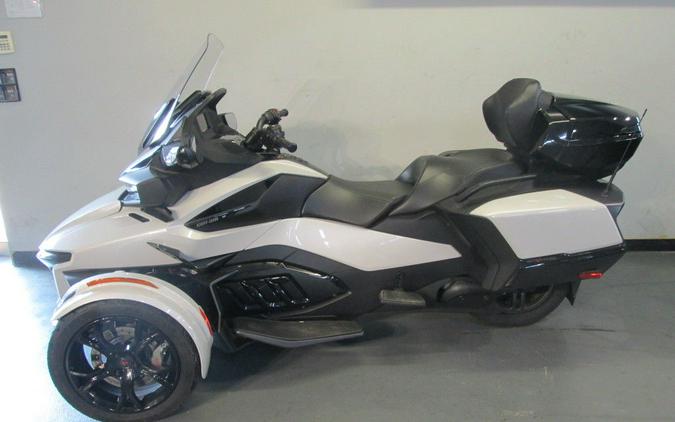 2021 Can-Am® Spyder® RT Limited Dark