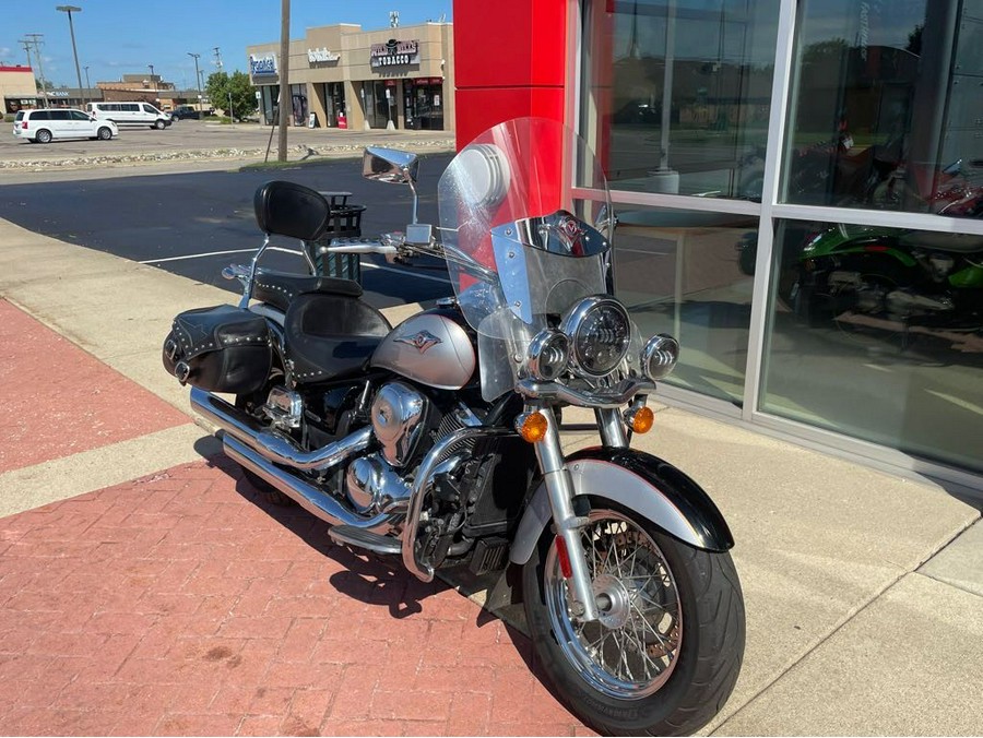 2007 Kawasaki Vulcan® 900 Classic LT