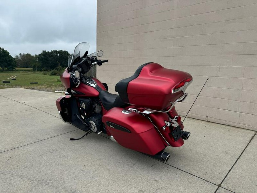 2020 Indian Motorcycle® Roadmaster® Dark Horse® Ruby Smoke