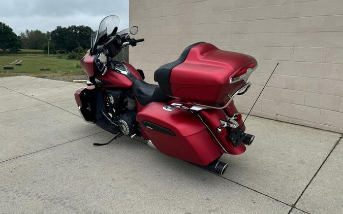 2020 Indian Motorcycle® Roadmaster® Dark Horse® Ruby Smoke