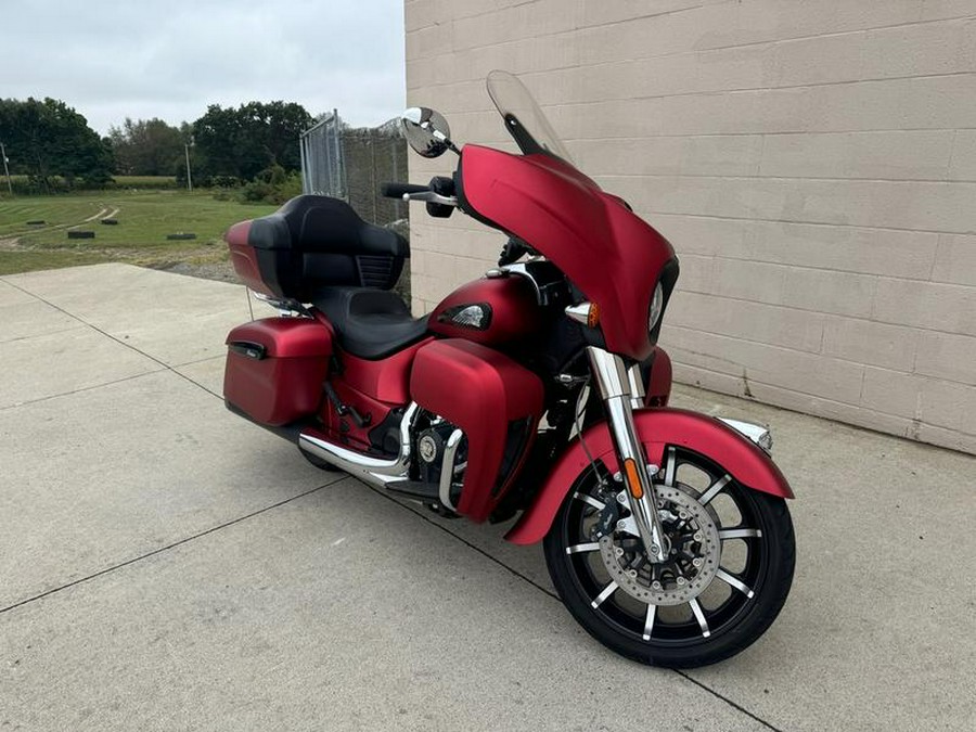 2020 Indian Motorcycle® Roadmaster® Dark Horse® Ruby Smoke