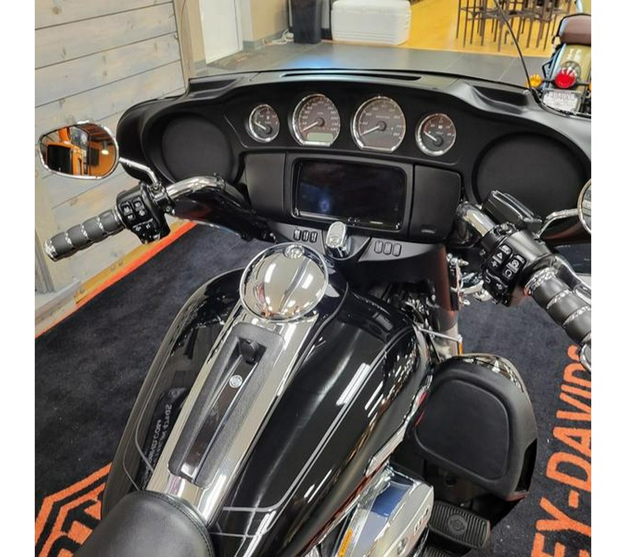 2023 Harley-Davidson® FLHTCUTG - Tri Glide® Ultra