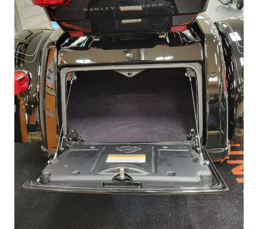 2023 Harley-Davidson® FLHTCUTG - Tri Glide® Ultra