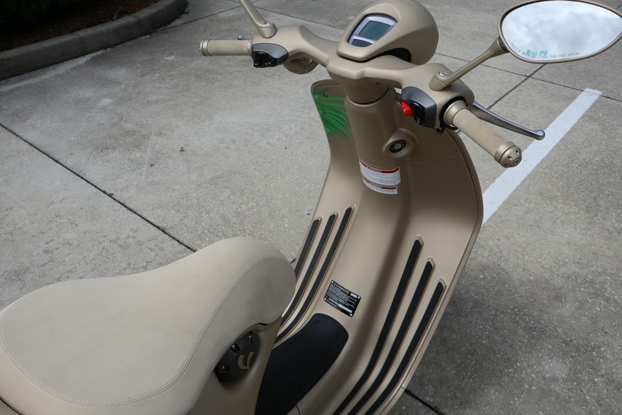 2024 Vespa 946 Dragon 150