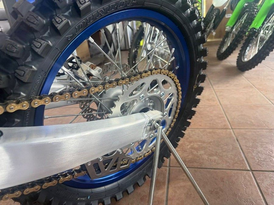 2027 Yamaha YZ 450F