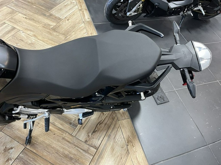 2023 BMW F 900 XR Triple Black