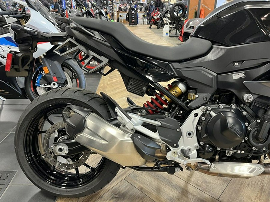 2023 BMW F 900 XR Triple Black
