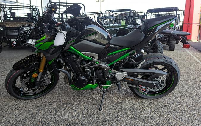 2024 Kawasaki Z900 SE ABS