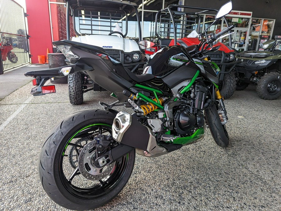 2024 Kawasaki Z900 SE ABS