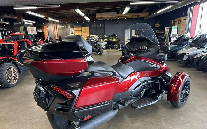 2024 Can-Am® Spyder RT Limited Dark Wheels