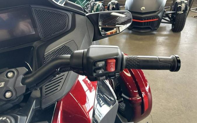 2024 Can-Am® Spyder RT Limited Dark Wheels