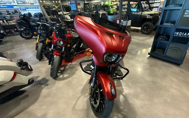 2026 Indian CHIEFTAIN POWERPLUS DARK HORSE 112 & AUDIO PKG