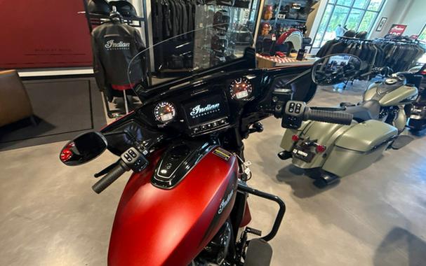 2026 Indian CHIEFTAIN POWERPLUS DARK HORSE 112 & AUDIO PKG