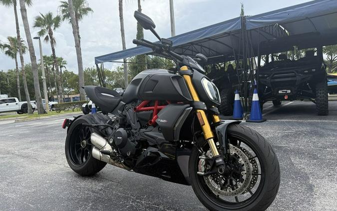 2023 Ducati Diavel 1260 S Total Black