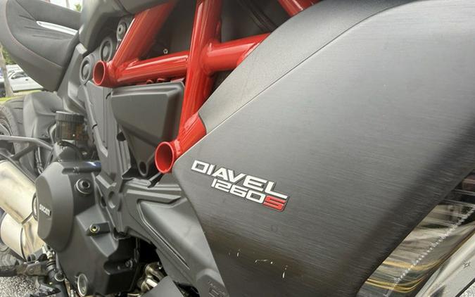 2023 Ducati Diavel 1260 S Total Black