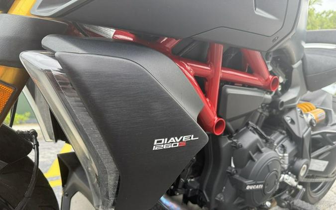 2023 Ducati Diavel 1260 S Total Black