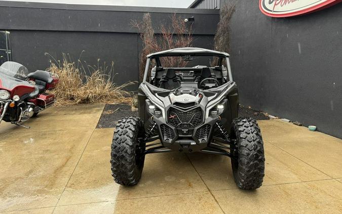 2026 Can-Am Maverick X3 X Ds Turbo RR Triple Black_4.5 In