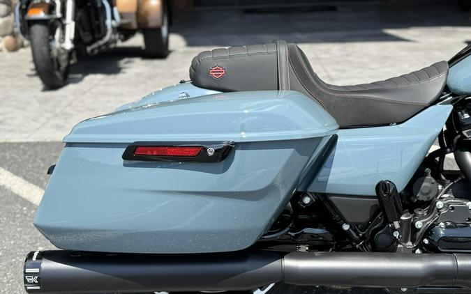 FLTRX 2024 Road Glide