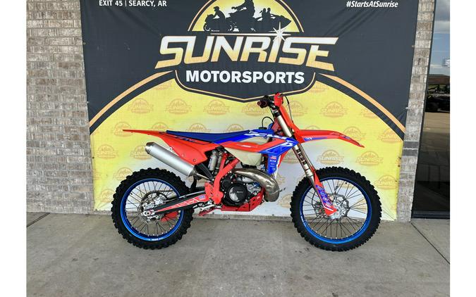 2023 Beta 300 RX First Look [2-Stroke Motocrosser Updated]