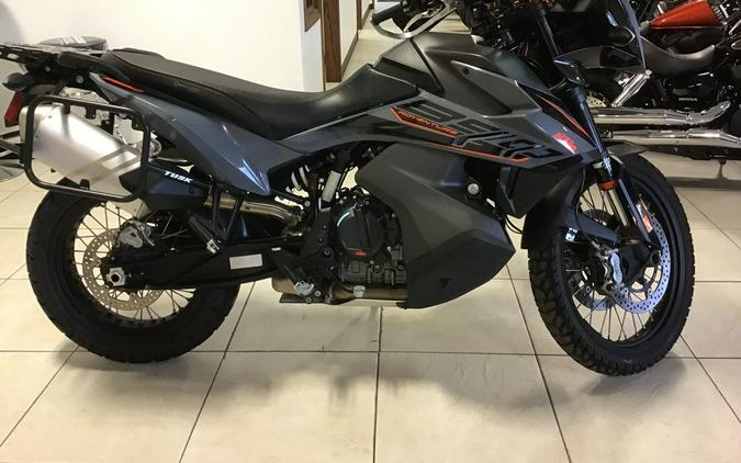 2021 KTM 890 Adventure