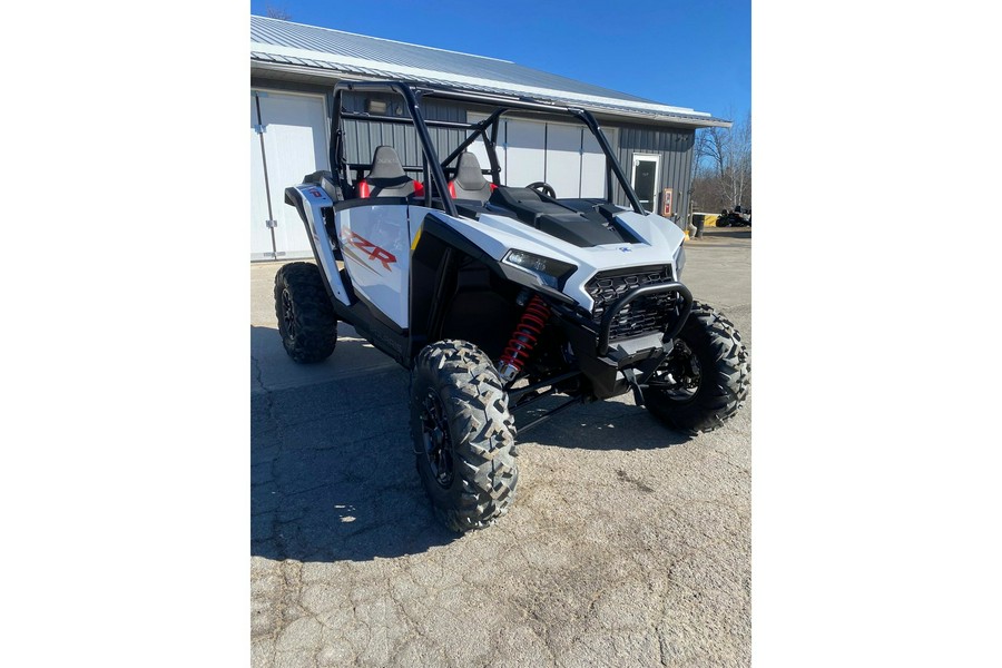 2024 Polaris Industries RZR XP 1000 Sport White Lightning