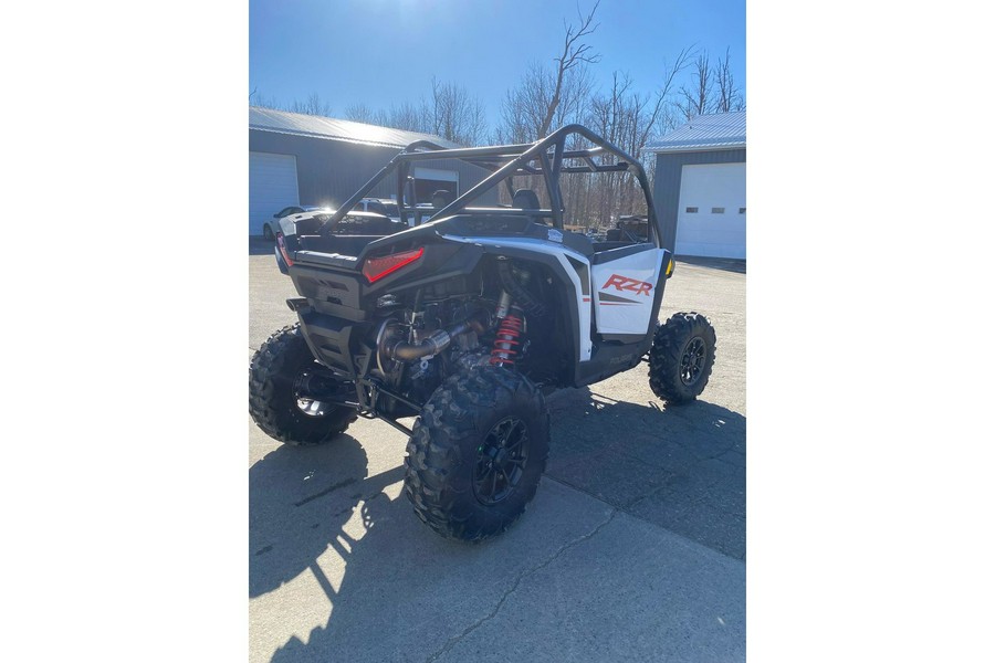 2024 Polaris Industries RZR XP 1000 Sport White Lightning