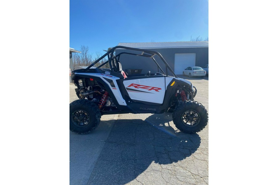 2024 Polaris Industries RZR XP 1000 Sport White Lightning