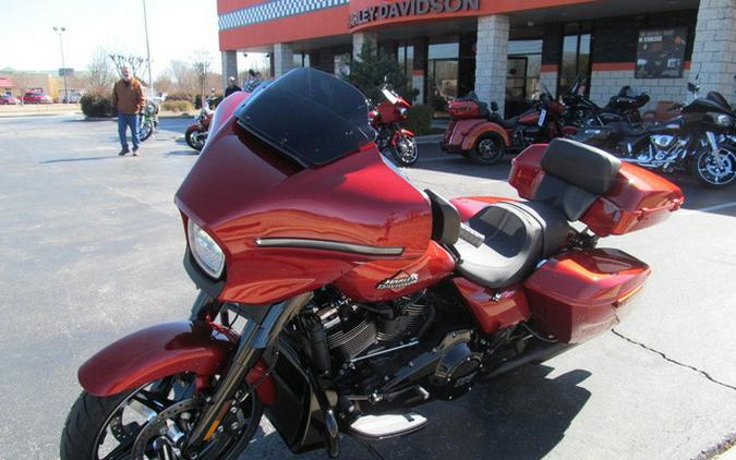 2025 Harley-Davidson FLHX - Street Glide