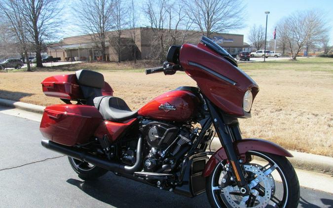 2025 Harley-Davidson FLHX - Street Glide