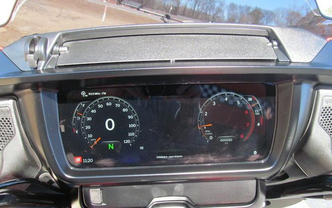 2025 Harley-Davidson FLHX - Street Glide