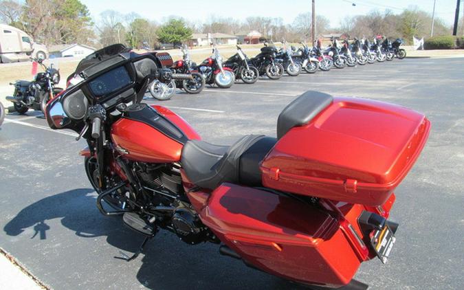 2025 Harley-Davidson FLHX - Street Glide