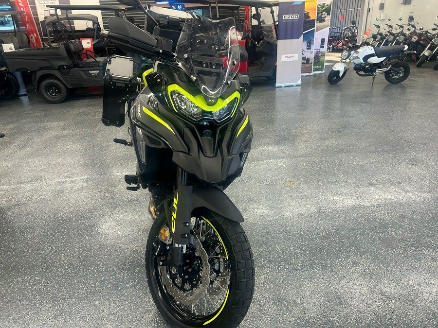 2025 Benelli TRK 702 X
