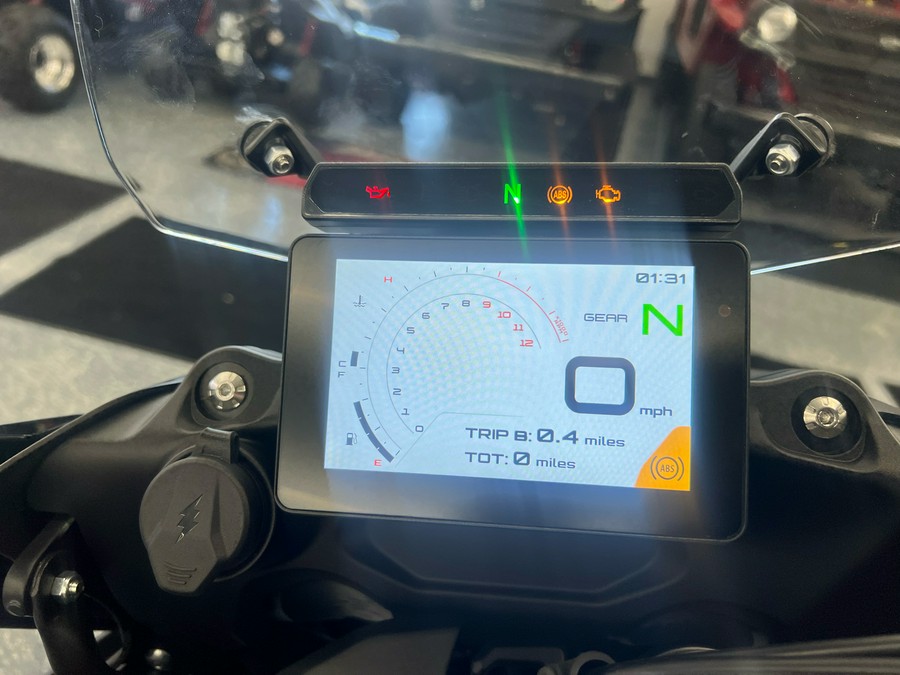 2025 Benelli TRK 702 X