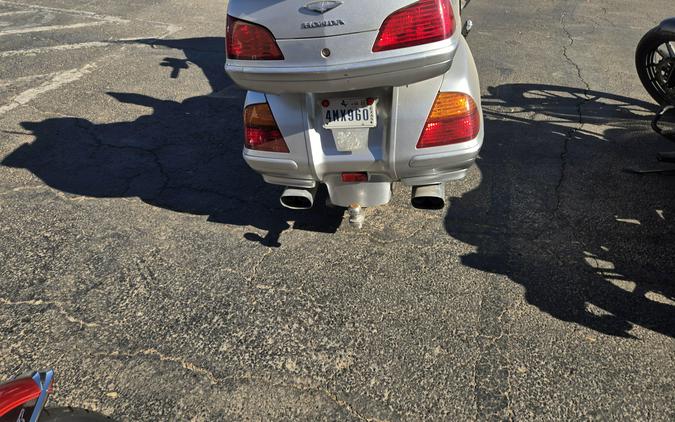 2005 HONDA GOLD WING