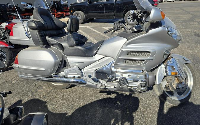 2005 HONDA GOLD WING