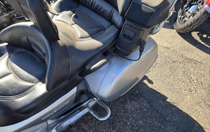 2005 HONDA GOLD WING