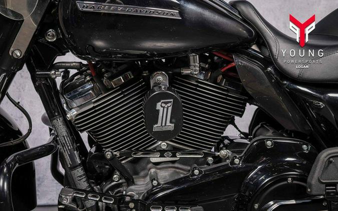 2017 Harley-Davidson FLHRXS - Road King Special
