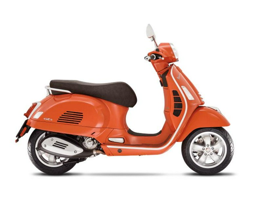 2022 Vespa GTS 300