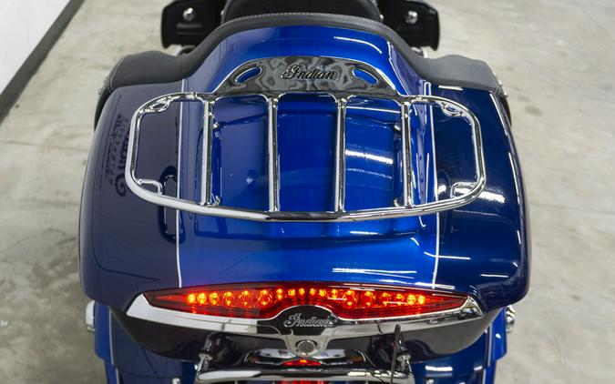 2017 Indian Motorcycle® Roadmaster® Icon Blue Sapphire & Brilliant Blue